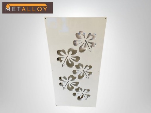 ตัดเลเซอร์แผ่นพลาสวูด